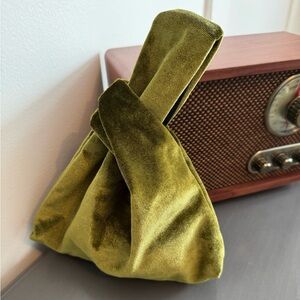 Green Japandi-Style Clutch